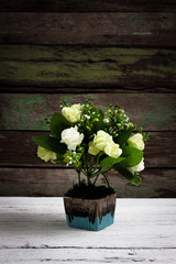 rose bouquet on wood background