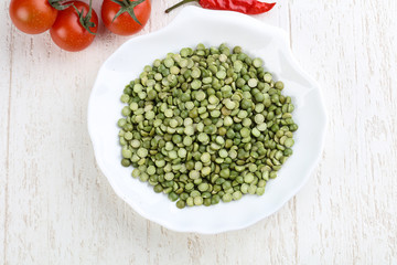 Dry green peas