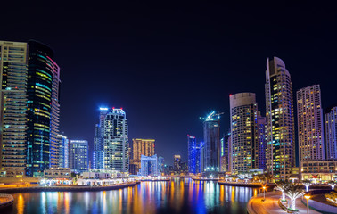 Fototapeta na wymiar Panoramic view Dubai marina