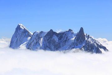 Fototapeta na wymiar Mont Blanc mountain peak