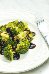 broccoli with balsamico sauce