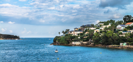 Overlooking the Bay © silardtoth