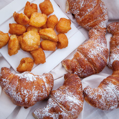 Italian pastries for snacks and breakfast