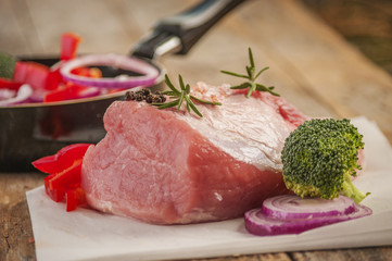 raw pork with vegetable