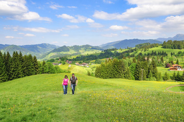 Fototapeta na wymiar Wanderung im Westallgäu bei Steibis