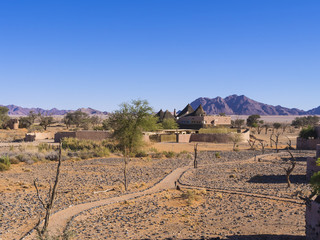 Little Kulala Lodge, Bergrücken im  Kulala Wilderness Reserve am Rande der Namib Wüste, Hardap,...