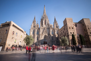 Fototapeta na wymiar cathedral of barcelona in spain