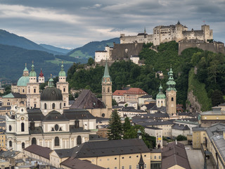 Naklejka premium SALZBURG, AUSTRIA, JUNE 27: A view of hill fort Hohensalzburg, Salzburg, 2015