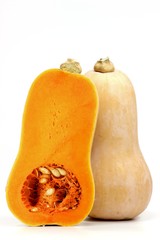 Butternut Kürbisse isoliert auf weißem Hintergrund