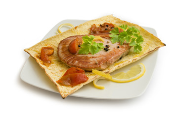 Trancio di tonno cotto, cooked salmon steak 