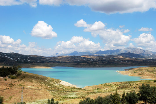 View across Lake Vinuela towards the mountains, Andalusia, Spain.