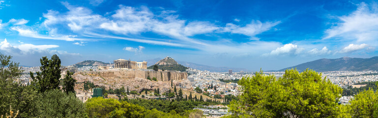 Acropolis in Athens © Sergii Figurnyi