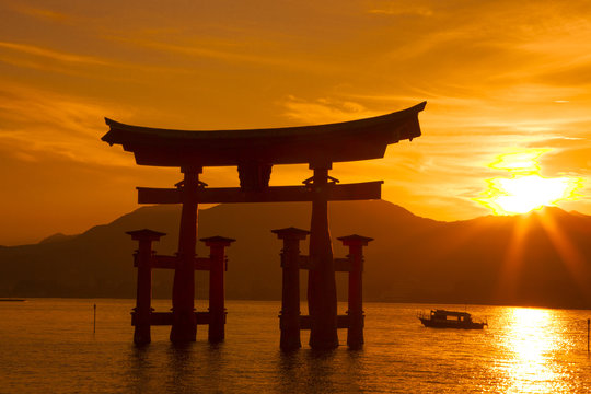 厳島神社 Images Browse 2 193 Stock Photos Vectors And Video Adobe Stock