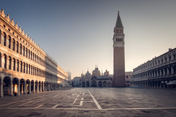 Fototapeta na wymiar Piazza San Marco and Campanile in Venice
