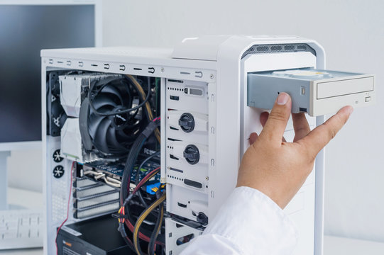 Assembling of a personal computer