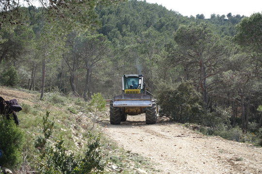 engin forestier
