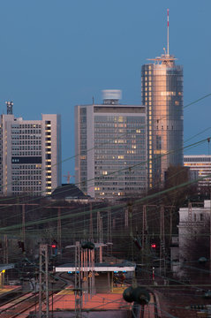 Essener Skyline am Abend