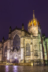 Fototapeta na wymiar St. Giles Cathedral in Edinburgh, Scotland.