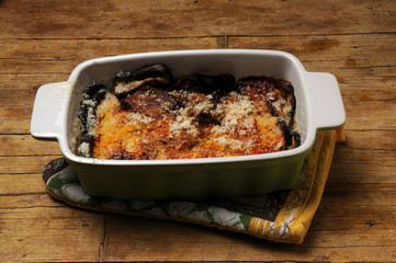 מוסקה μουσακάς ムサカ مسقعة Мусака Moussakà 무사카 Baked 木莎卡 Muszaka eggplant Parmigiana di melanzane Mousakas moussakà パルミジャーナ