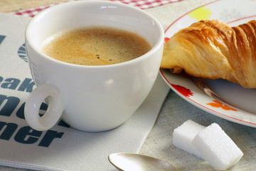café et croissant 31032016