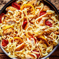 Fettucine or taglietelle pasta with chicken