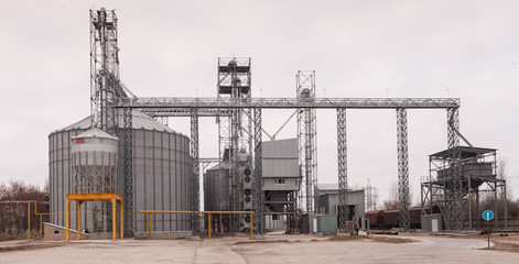 Fototapeta na wymiar silo for storing grain