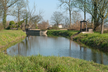 canale d'acqua