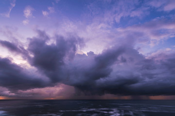 Fototapeta na wymiar Approaching storm clouds