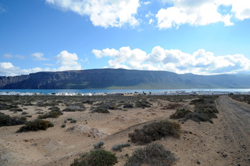Le village de Caleta del Sebo sur l''île de La Graciosa à Lanzar