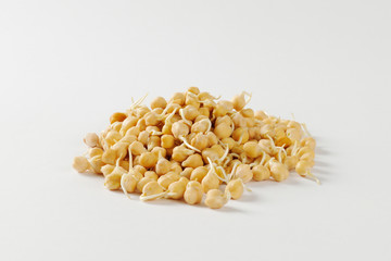 Sprouted chickpeas