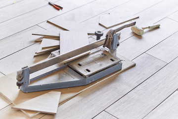 Taglierina per taglio piastrelle