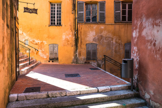 Grasse - La couleur 1