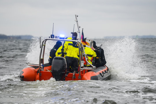 Rettungsboot der Wasserrettung
