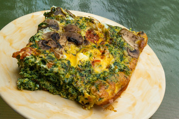 Omlet ze szpinakiem © Krzysztof Matloch