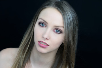 Naklejka premium Woman / Portrait of a pretty woman