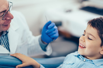 Child dentist, good 