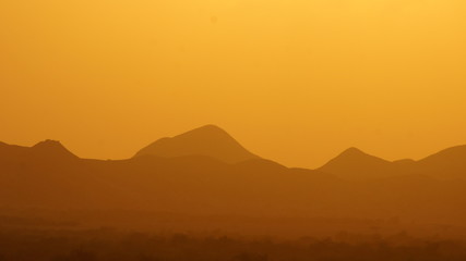 Sonnenuntergang in der Wüste