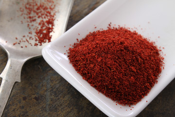 fresh ground safron powder