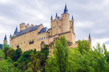 Fototapeta na wymiar Alcazar of Segovia - the palace and fortress of the Spanish king