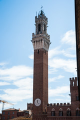 Fototapeta premium Panorama of Siena, Tuscany, Italy. Piazza del Campo with Palazzo Pubblico and its Torre del Mangia. Beautiful image of medieval italian town.