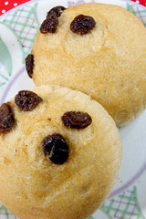 ぶどう入り蒸しパン 