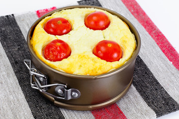 Kish with Ricotta, Cherry Tomatoes and Mint