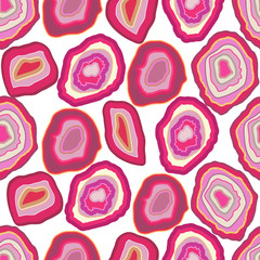 Naklejka premium Vector rose pink crystal seamless pattern on white. A slice of geode stone minerals or thunder egg. Magenta red with gold shimmer streak.