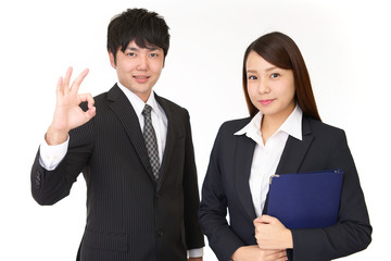 笑顔のビジネスマンとOL