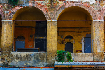 Naklejka premium section of an old and abandoned building