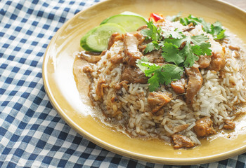 rice chicken with brown sauce