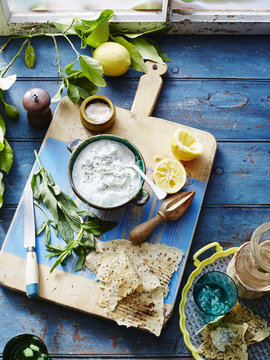 Tzatziki with flatbread