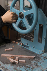 Taglierina per mosaico di marmo