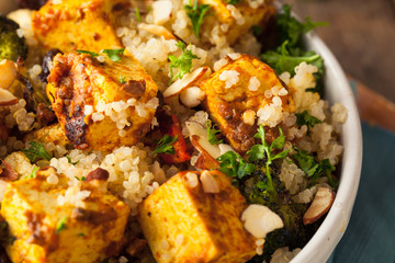 Homemade Quinoa Tofu Bowl