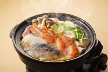 海鮮　寄せ鍋　Japanese seafood hot pot